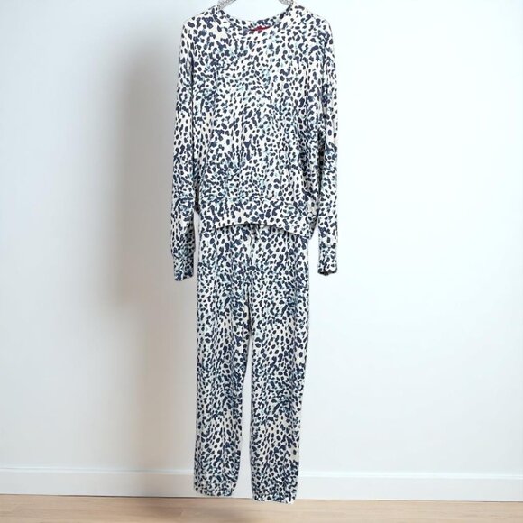 n:Philanthropy- Sweatshirt & Pants set in Navy Animal Smudge - Picture 2 of 5